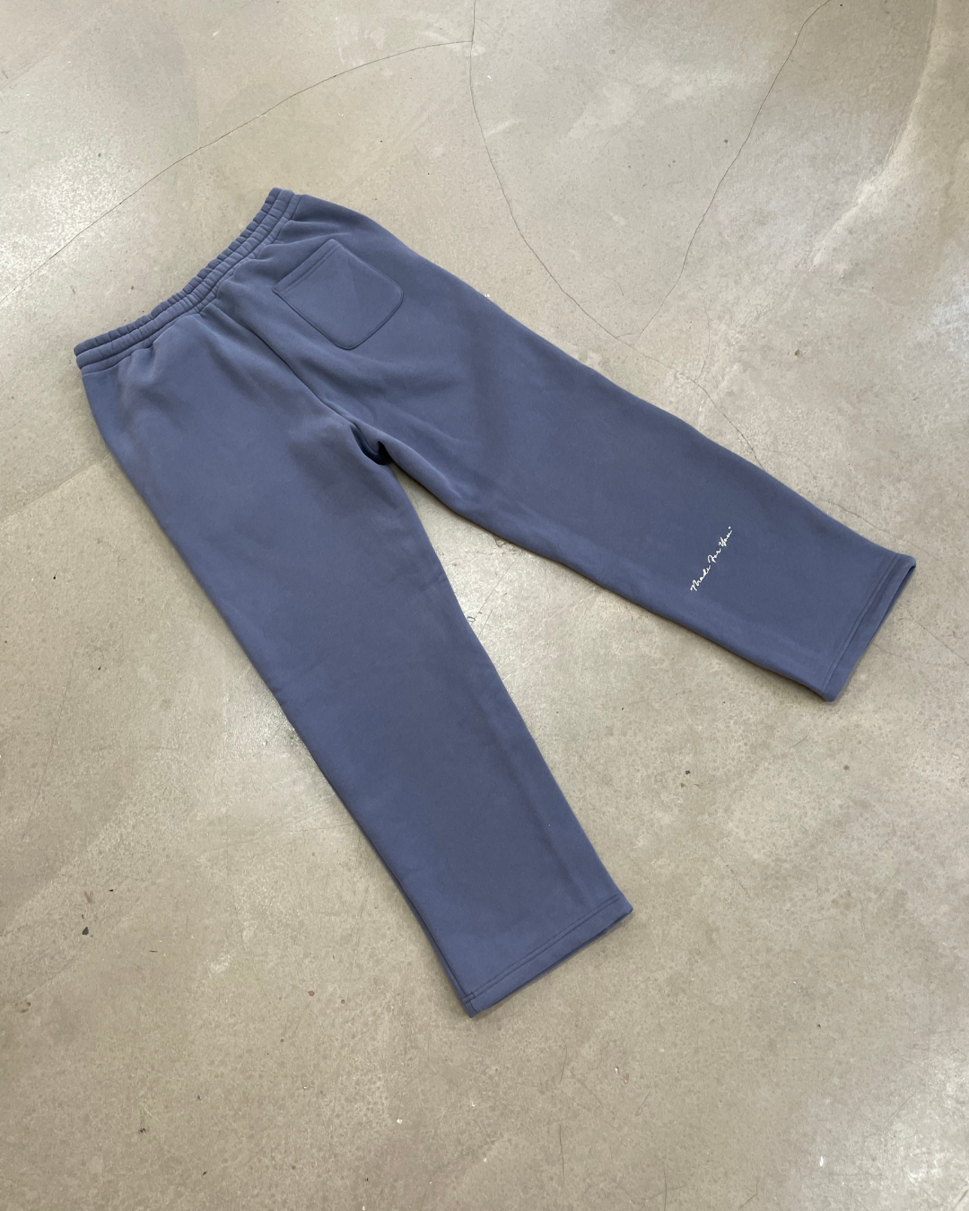 Essentials Jogger (Washed Navy)