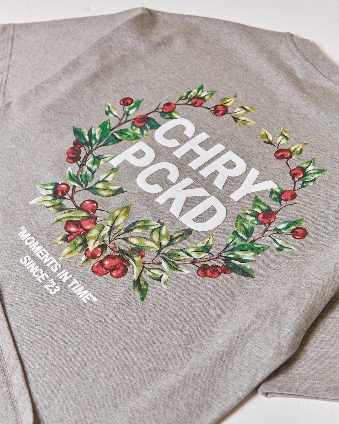 Wreath T-shirt (Grey Marl)